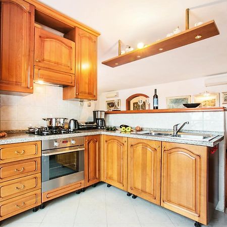 Golden View Luxury Apartment マスリニカ エクステリア 写真