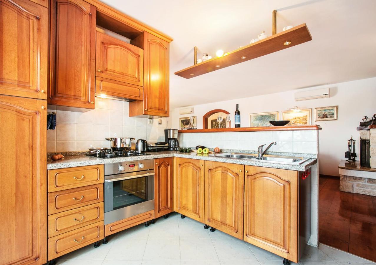 Golden View Luxury Apartment マスリニカ エクステリア 写真