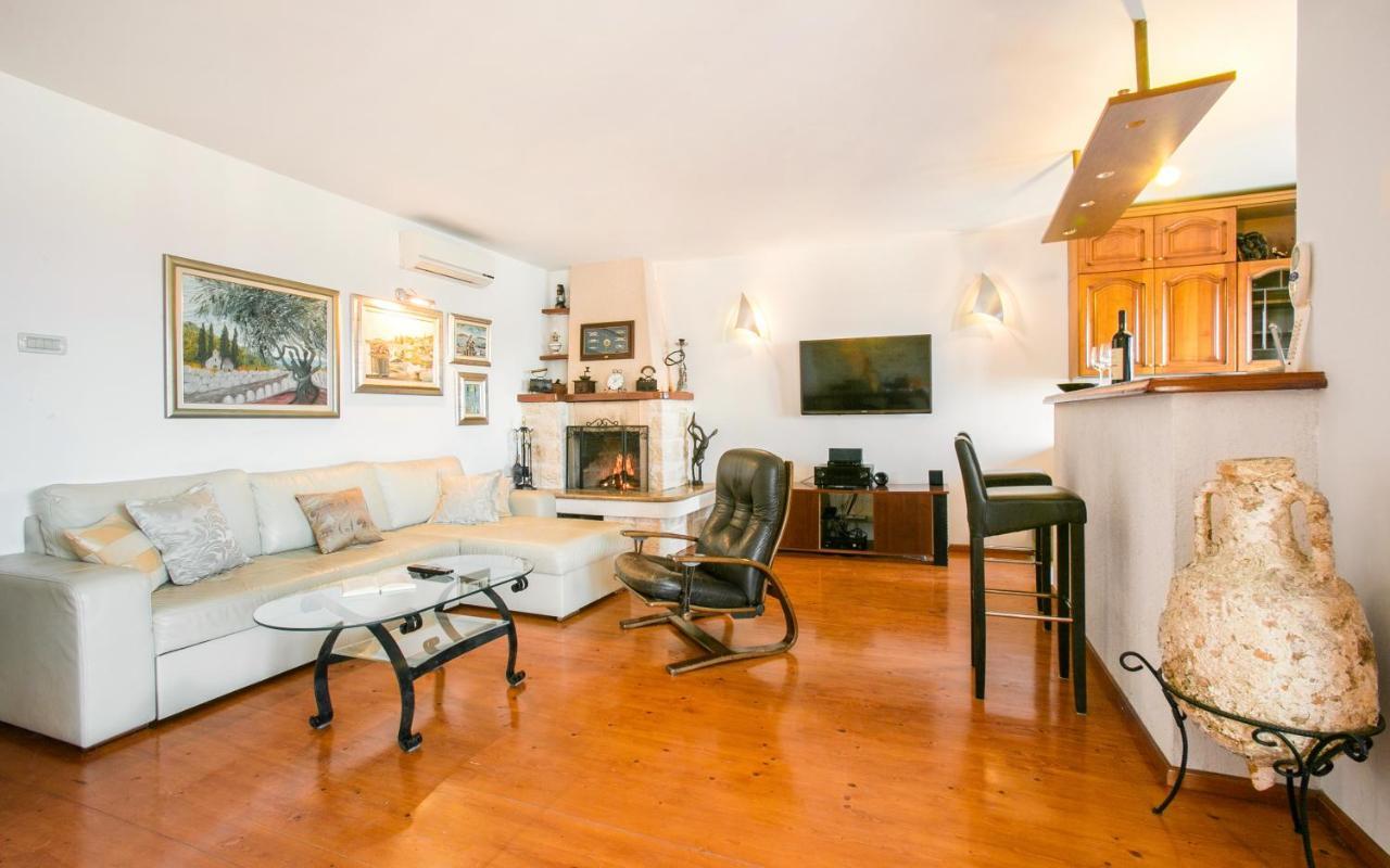 Golden View Luxury Apartment マスリニカ エクステリア 写真