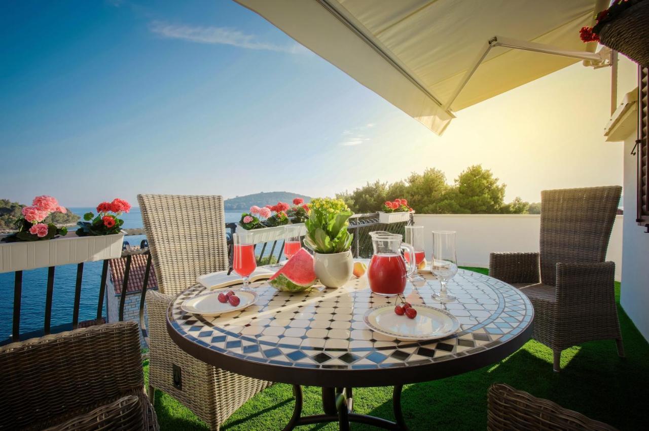 Golden View Luxury Apartment マスリニカ エクステリア 写真